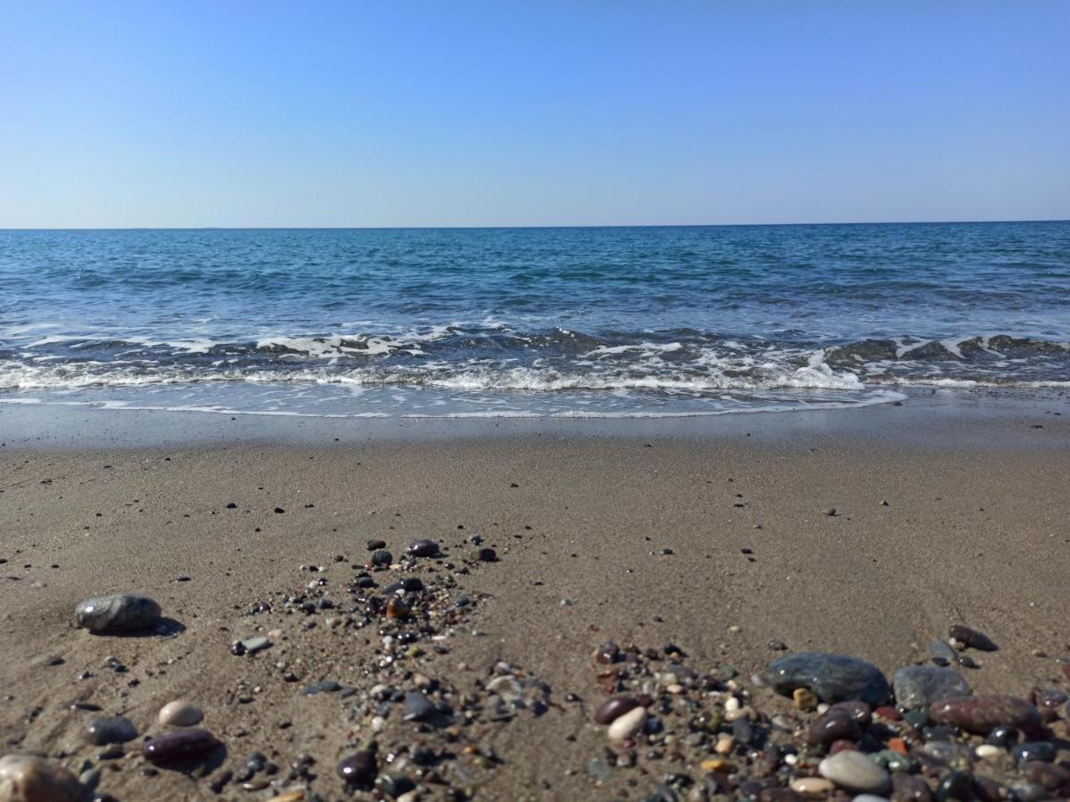 Hatzidakis Beach Retreat Ierápetra Eksteriør billede